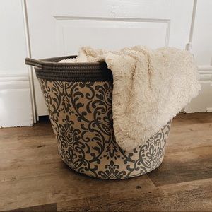 🧸Cloth Laundry Basket // Blanket Basket🧸